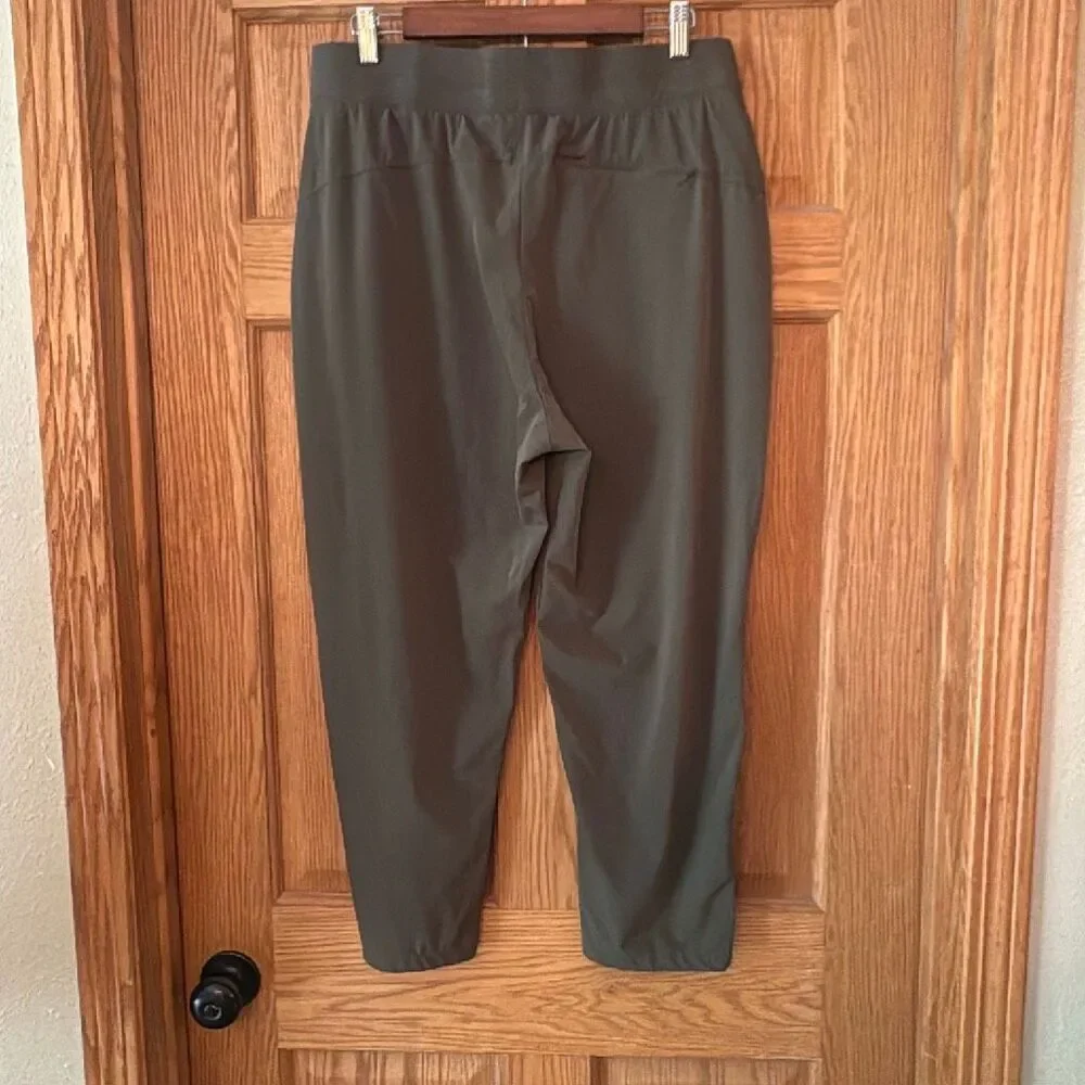 NIKE Bliss Luxe Training Pants 7/8 Army Green Dri-Fit Drawstring XL